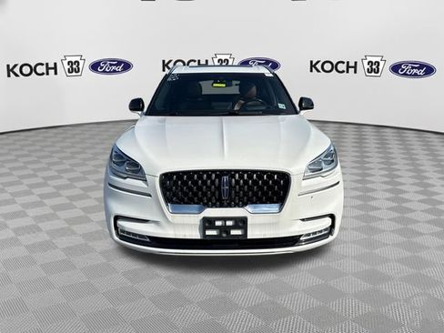 Used 2022 Lincoln Aviator Grand Touring w/ Equipment Group 301A AWD/4WD image 2