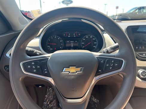 Used 2024 Chevrolet Malibu LS FWD image 27