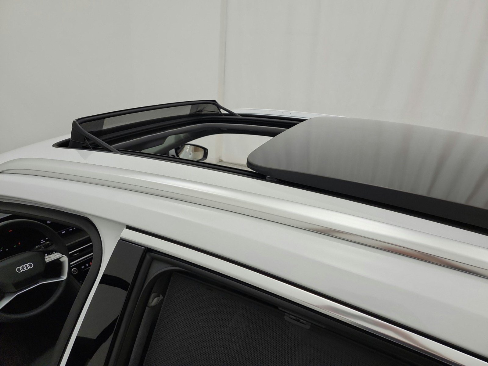 Used 2025 Audi Q5 Premium Plus AWD/4WD image 11