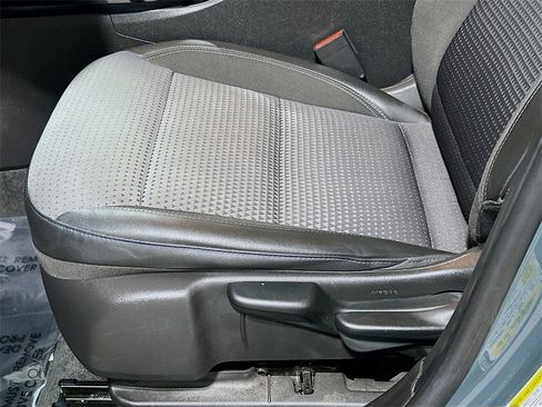 Used 2025 Chevrolet Trax LT image 16