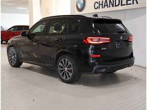Certified 2022 BMW X5 xDrive40i w/ M Sport Package AWD/4WD image 5