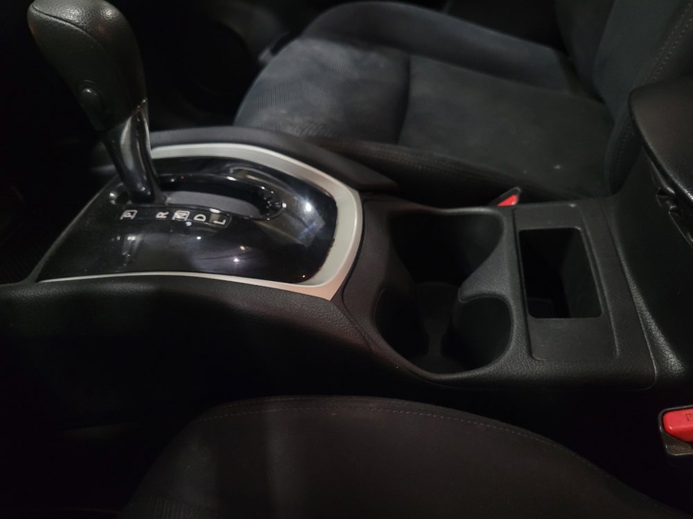 Used 2016 Nissan Rogue S AWD/4WD image 26