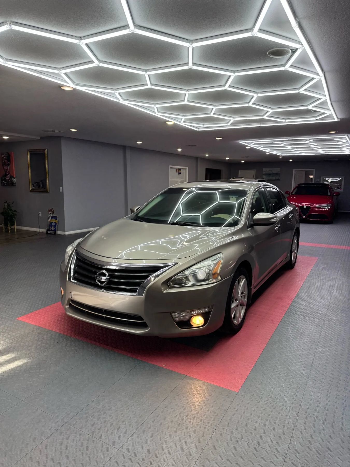Used 2015 Nissan Altima 2.5 SL w/ Technology Package FWD image 3