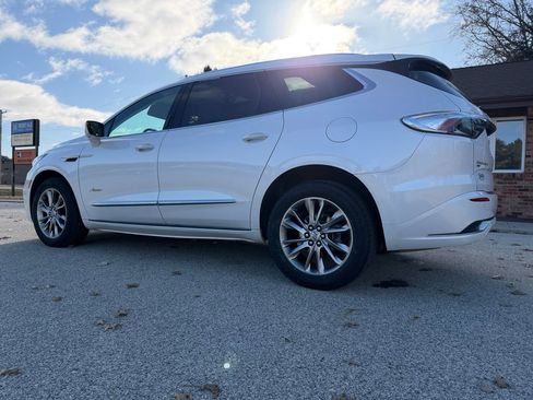 Used 2023 Buick Enclave Avenir w/ Avenir Technology Package image 11