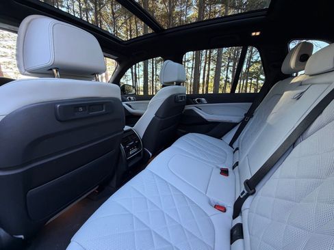 Certified 2023 BMW X5 xDrive40i w/ Luxury Seating Package image 15