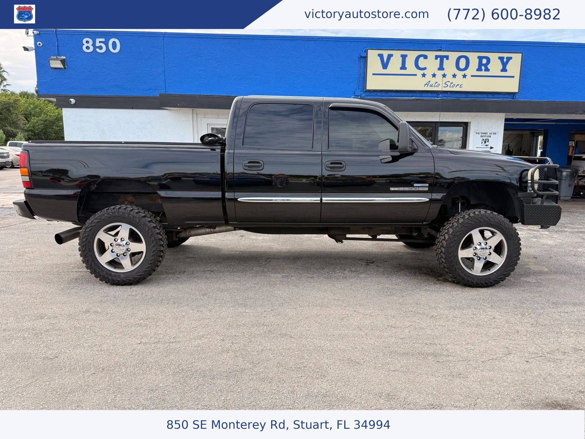 Used 2006 GMC Sierra 2500 SLE w/ Heavy-Duty Power Package AWD/4WD image 16