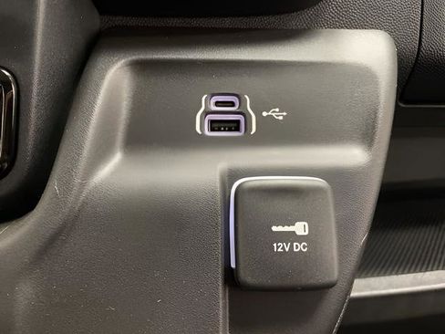 New 2024 RAM ProMaster 3500 w/ Convenience Group image 27