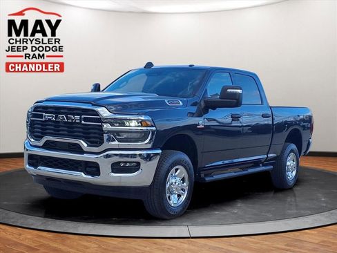New 2026 RAM 2500 Tradesman AWD/4WD image 16