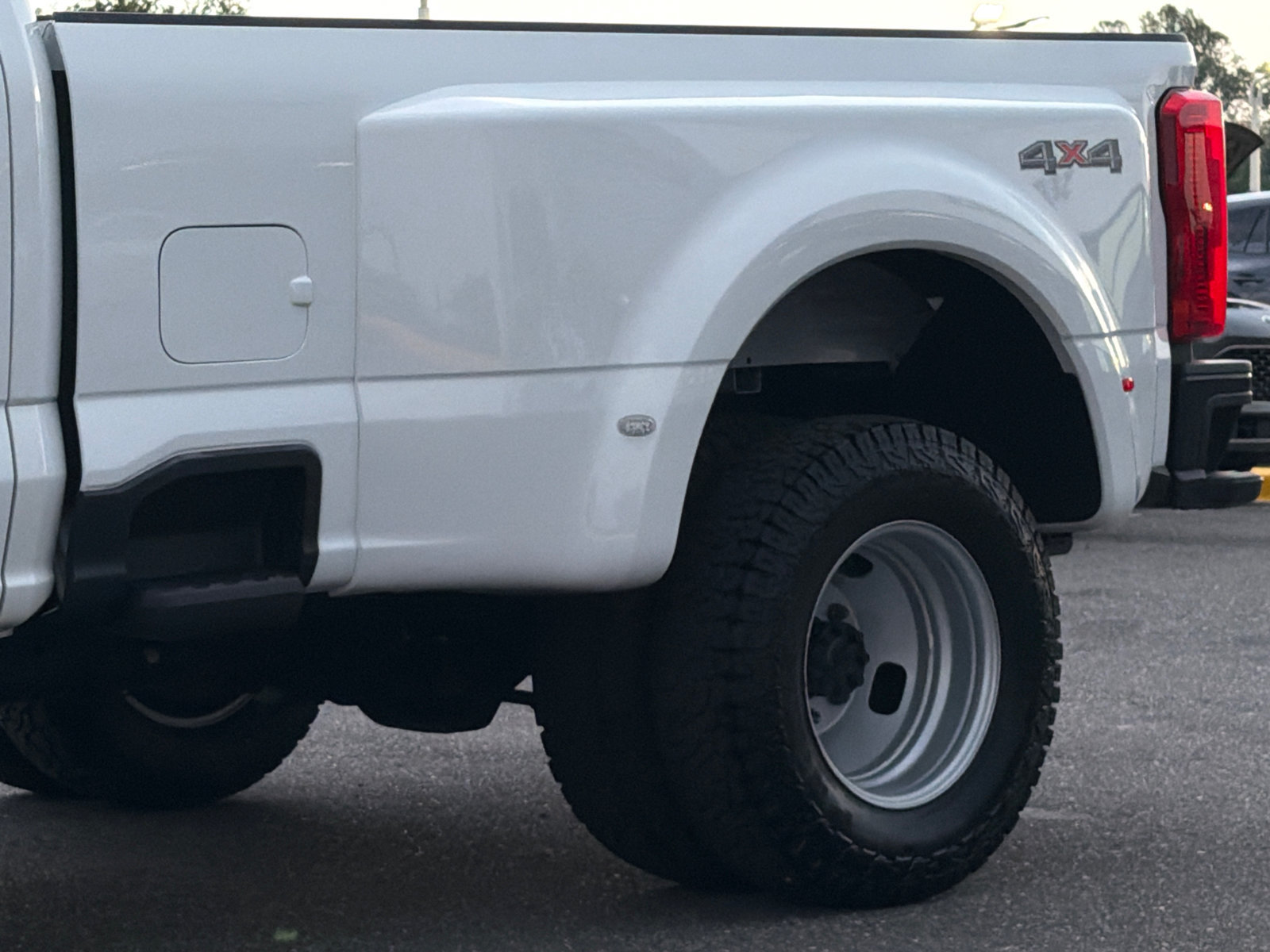 Used 2023 Ford F350 XL AWD/4WD image 6