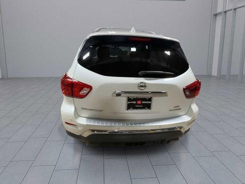 Used 2019 Nissan Pathfinder Platinum image 7