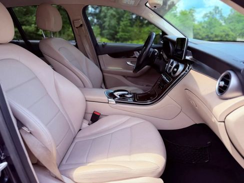 Used 2016 Mercedes-Benz GLC 300 image 19