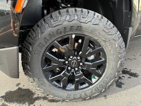 New 2026 Nissan Frontier SV w/ All-Weather Content Package image 10