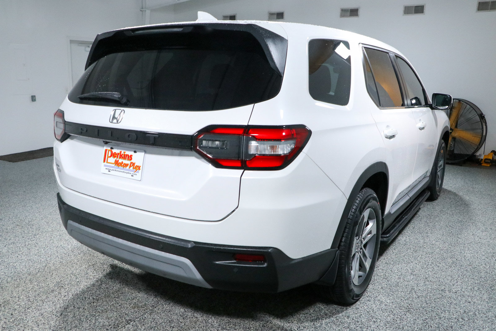 Used 2023 Honda Pilot EX-L image 7