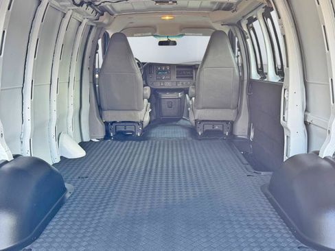 Used 2019 Chevrolet Express 2500 w/ Driver Convenience Package RWD image 19