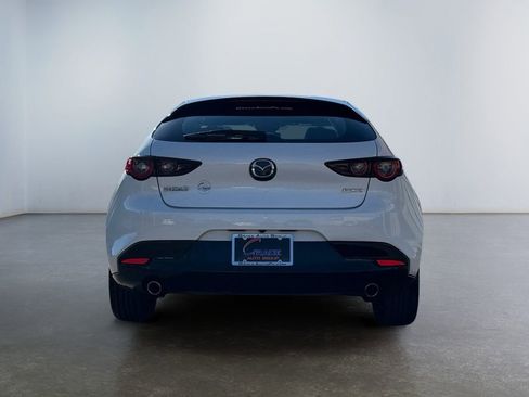 Used 2022 MAZDA MAZDA3 s image 6