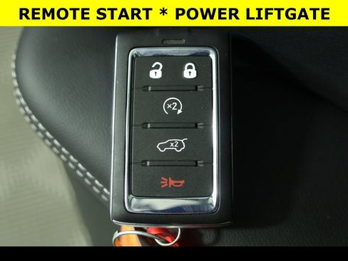 New 2025 Jeep Grand Cherokee L Altitude image 12