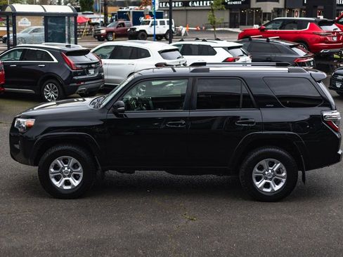 Used 2021 Toyota 4Runner SR5 Premium w/ Moonroof Package image 13