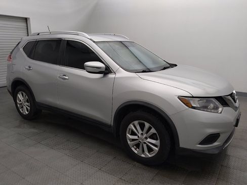 Used 2016 Nissan Rogue SV image 11
