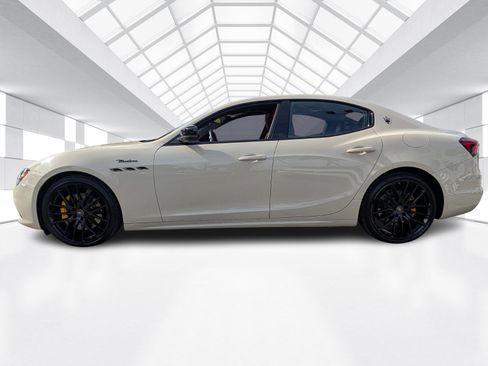 Used 2022 Maserati Ghibli Modena image 4