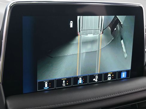 Used 2022 Chevrolet Tahoe LT w/ LT Signature Plus Package image 20