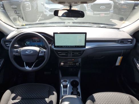 New 2025 Ford Escape Active w/ Active Premium Tech Pack image 24