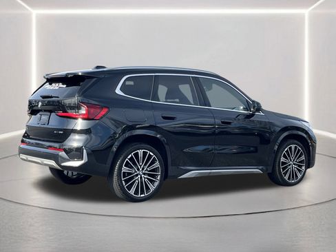 Certified 2025 BMW X1 xDrive28i w/ Convenience Package image 27