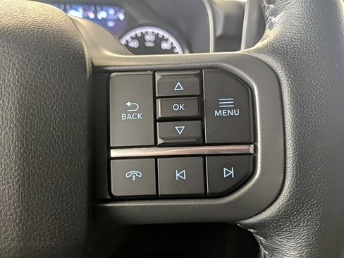 Certified 2022 Ford F150 XLT w/ Equipment Group 302A High image 17