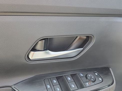 New 2026 Nissan Kicks SV w/ Cold Weather Package FWD image 20