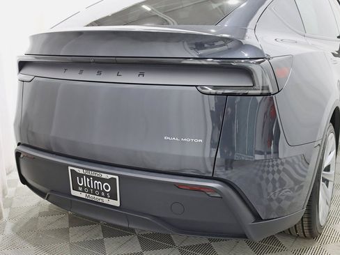 Used 2026 Tesla Model Y Long Range image 13