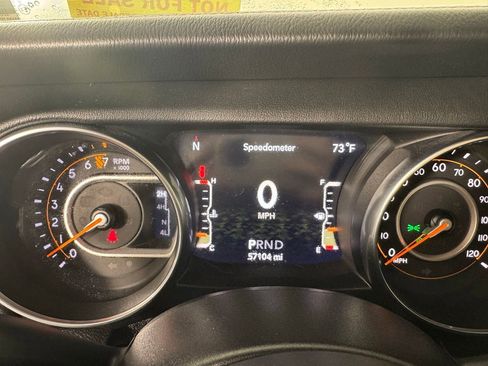 Used 2020 Jeep Wrangler Unlimited Sahara image 21