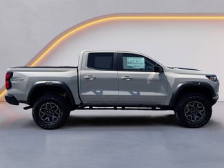 New 2026 Chevrolet Colorado ZR2 w/ Technology Package AWD/4WD video 2