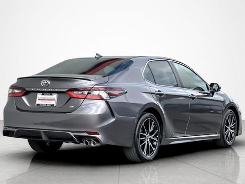 Used 2023 Toyota Camry SE w/ Convenience Package FWD image 5