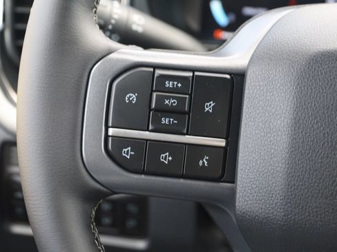 Used 2025 Ford F450 Lariat image 49