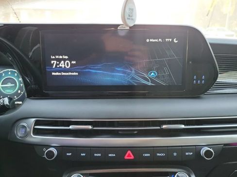 Used 2025 Hyundai Palisade Calligraphy AWD/4WD image 19