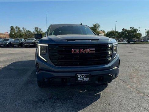 New 2026 GMC Sierra 1500 Elevation image 3