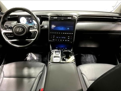 Used 2024 Hyundai Tucson Limited image 15