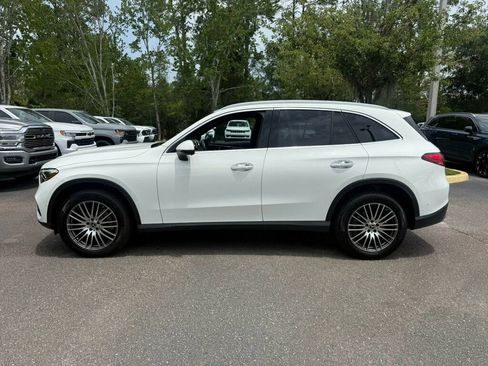 Used 2026 Mercedes-Benz GLC 300 4MATIC image 2