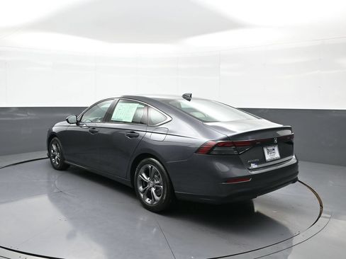 Certified 2023 Honda Accord EX image 8