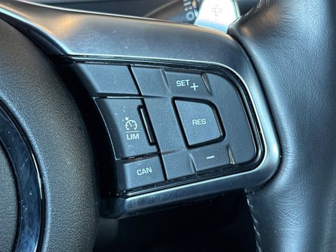 Used 2023 Jaguar F-TYPE R-Dynamic image 32