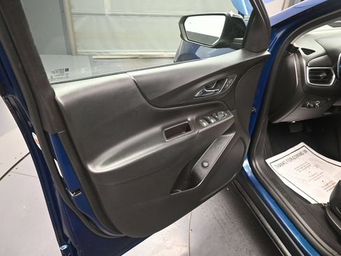 Used 2019 Chevrolet Equinox LT AWD/4WD image 19