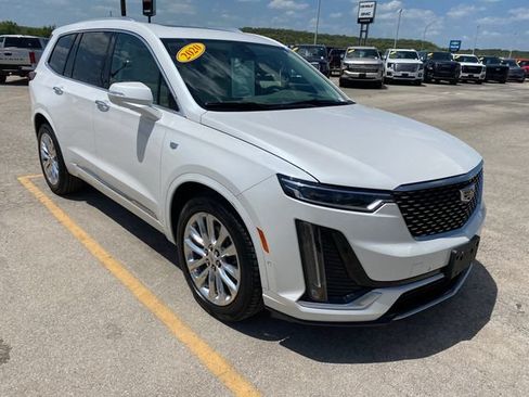 Used 2020 Cadillac XT6 Premium Luxury FWD image 8