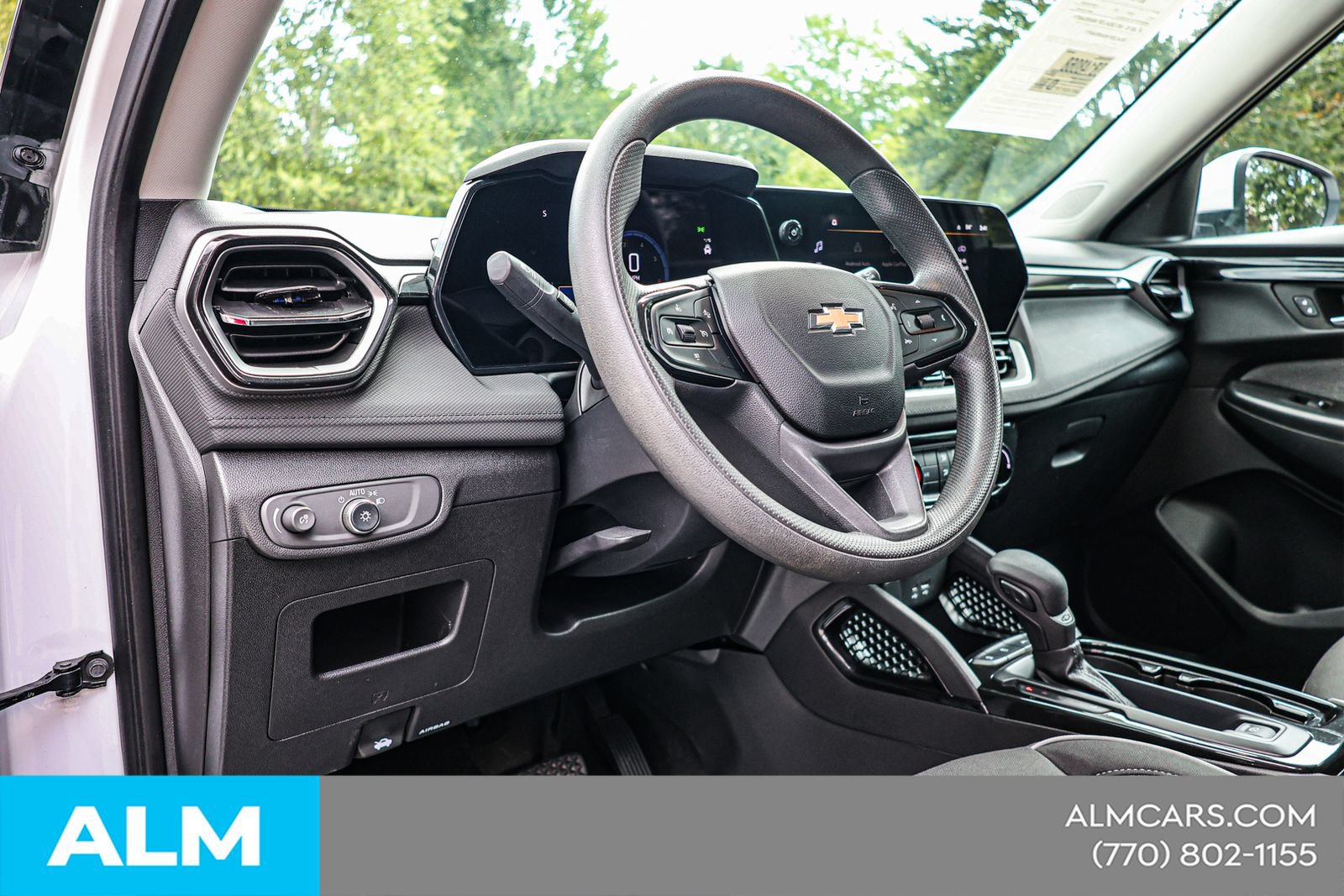 Used 2025 Chevrolet TrailBlazer LT FWD image 21