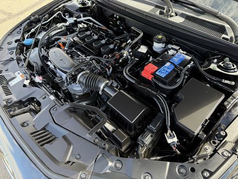 Used 2023 Honda Accord EX image 38