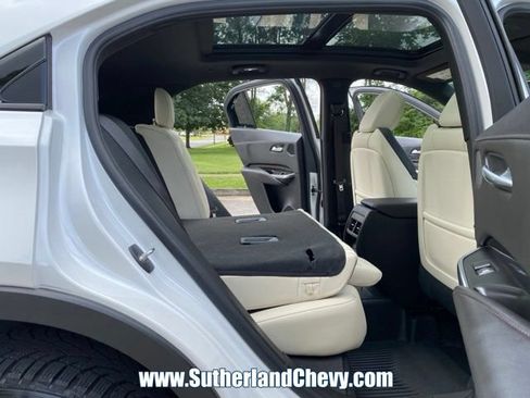 Used 2023 Cadillac XT4 Sport w/ Sun And Sound Package AWD/4WD image 45