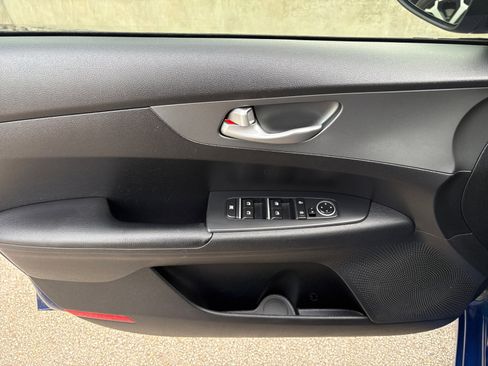 Used 2020 Kia Forte LXS image 22