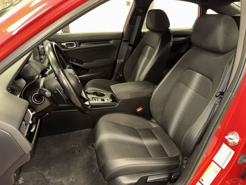 Used 2023 Honda Civic Sport image 14