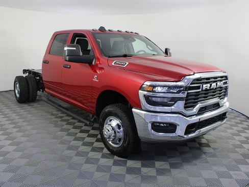 New 2026 RAM 3500 Tradesman w/ Chrome Appearance Group A AWD/4WD image 23
