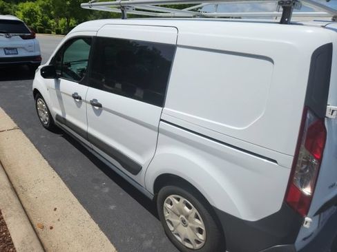 Used 2017 Ford Transit Connect XL FWD image 16