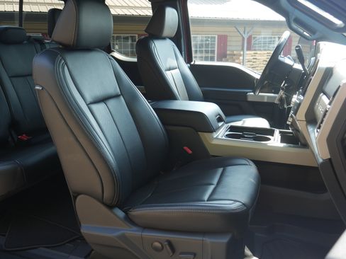 Certified 2022 Ford F250 Lariat w/ Chrome Package AWD/4WD image 30