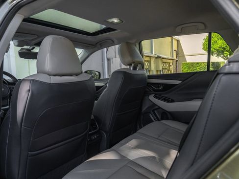 Used 2022 Subaru Outback Limited image 20